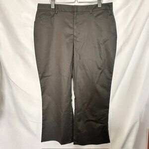 Villager Sport Liz Claiborne Women's Mid rise Capri Black pants Size 14